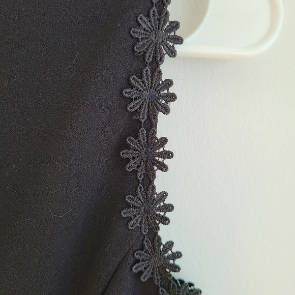 NWT Calvin Klein lace-trim sheath dress - Picture 4 of 10